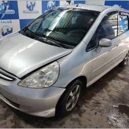 SUCATAHonda Fit 2006 1.4 Lxl 5p  PARA RETIRADA DE PEÇAS